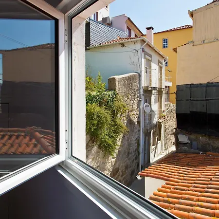 Aposentus - The Light House At Miragaia Porto