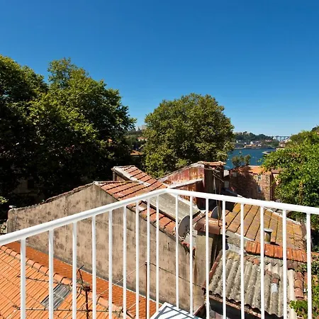 Aposentus - The Light House At Miragaia Apartment Porto